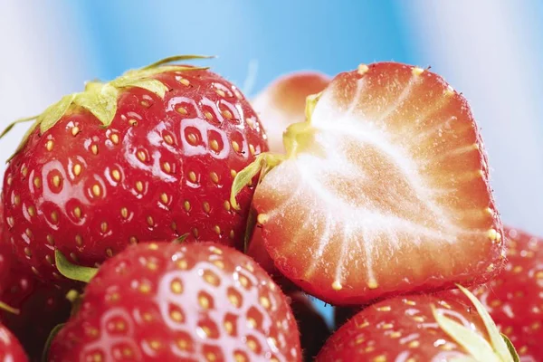 Fresh strawberries berries — Stock Photo, Image