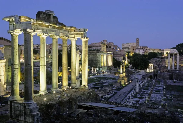 Ναός Του Κρόνου Ρωμαϊκή Αγορά Ρωμαϊκό Φόρουμ Ρώμη Στο Λάτιο — Φωτογραφία Αρχείου