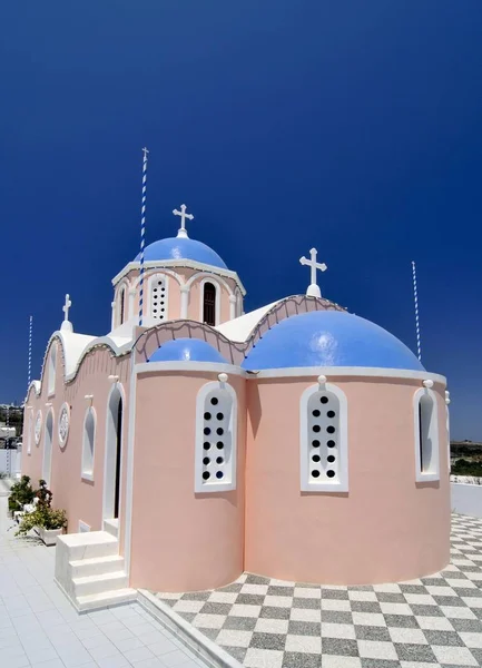 Pink Greek Church Blue Domes Karterados Santorini Cyclades Greece Europe — Stock Photo, Image