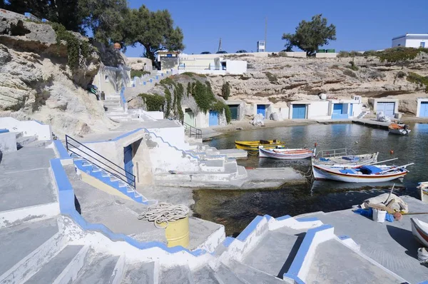 Merdivenlere Bir Balıkçı Limanı Milos Kiklad Adaları Yunanistan Europe — Stok fotoğraf