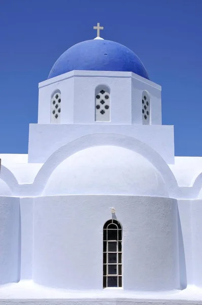 Eglise Grecque Dôme Bleu Blanc Santorin Cyclades Grèce Europe — Photo