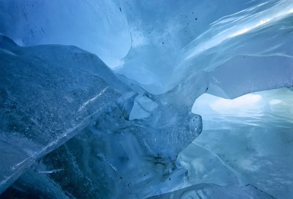 Formações Gelo Azul Dentro Uma Fenda Glacial Fenda Gelo — Fotografia de Stock