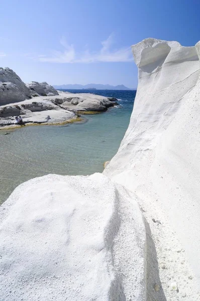 Bergsformationer Sarakiniko Milos Island Kykladerna Grekland Europa — Stockfoto