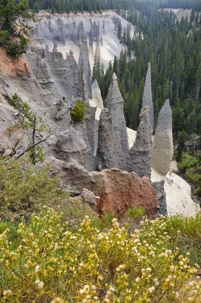 Pinnacles Τουριστικό Αξιοθέατο Εθνικό Πάρκο Λίμνης Κρατήρα Όρεγκον Ηπα Βόρεια — Φωτογραφία Αρχείου