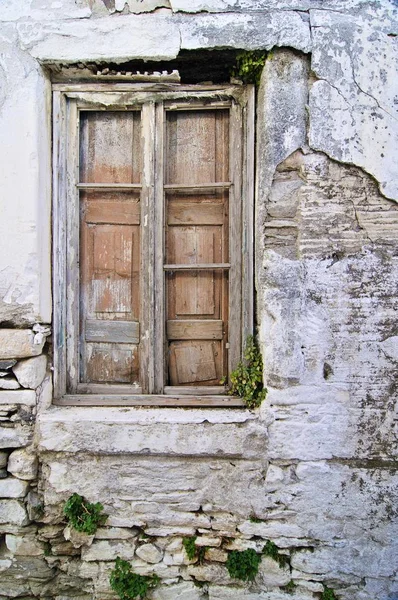 Vieille Fenêtre Bois Avec Maçonnerie Altérée Naxos Cyclades Grèce Europe — Photo