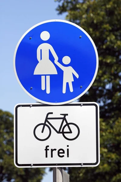 Panneau Signalisation Sentier Piste Cyclable Combinés Allemagne Europe — Photo