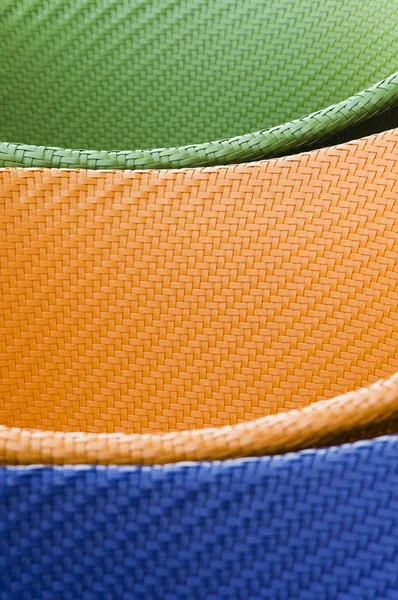 バスケット織りパターンとガーデンチェアの詳細公開 — ストック写真