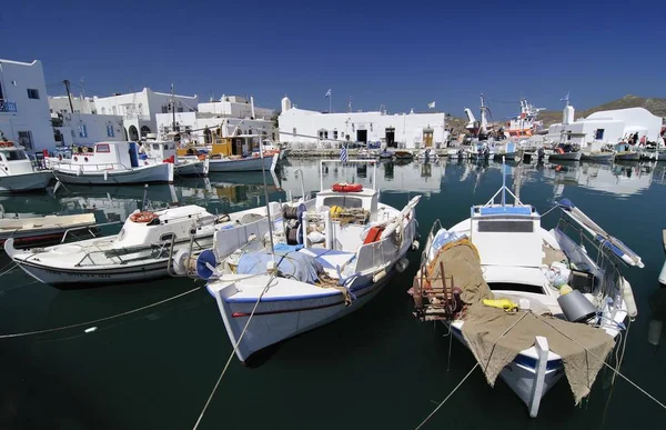 Bateaux Pêche Ancrés Dans Port Naoussa Paros Cyclades Grèce Europe — Photo