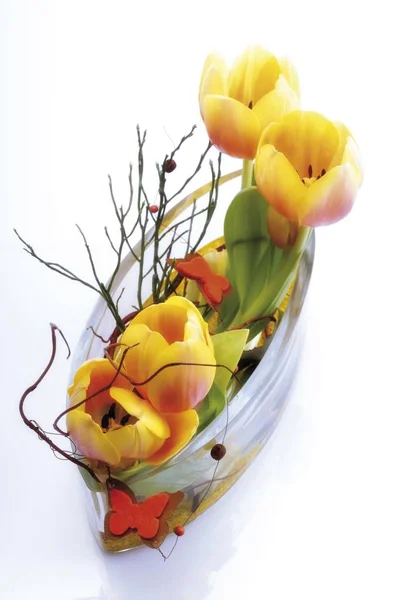 Tulpe Blumenarrangement Auf Weißem Hintergrund — Stockfoto