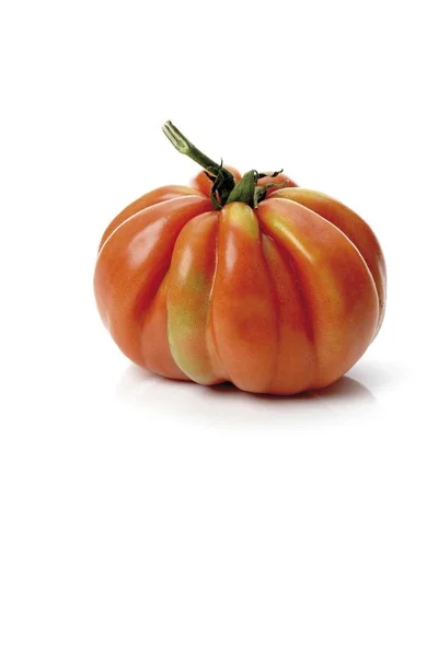 Ochsenherz Tomate Auf Weißem Hintergrund — Stockfoto