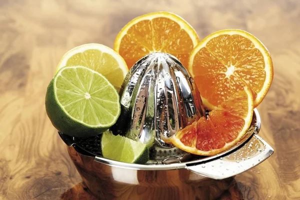 Tropische Citrusvruchten Juicer — Stockfoto