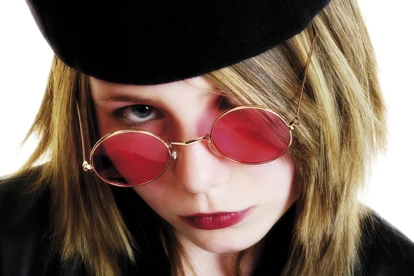 Chica Con Boina Gafas Color Rosa —  Fotos de Stock