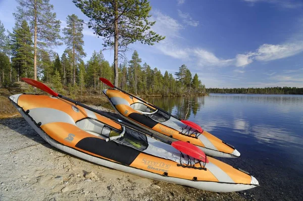 Two Kayaks Shore Lake Femund Femundsmarka National Park Femundsmark Norway — Stock Photo, Image