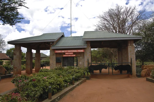 Puerta Entrada Parque Nacional Tsavo Kenia África — Foto de Stock