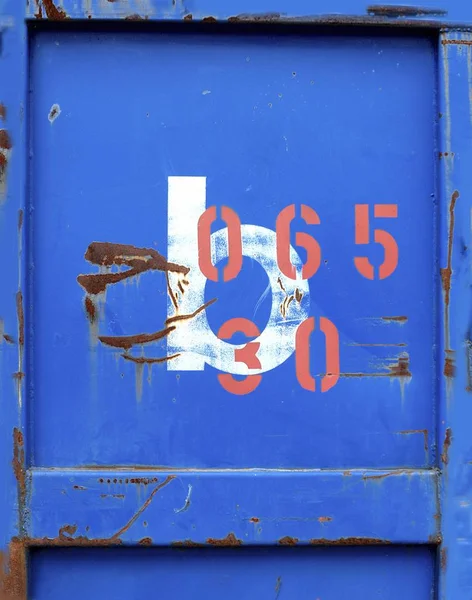 숫자와 파란색 컨테이너 — 스톡 사진