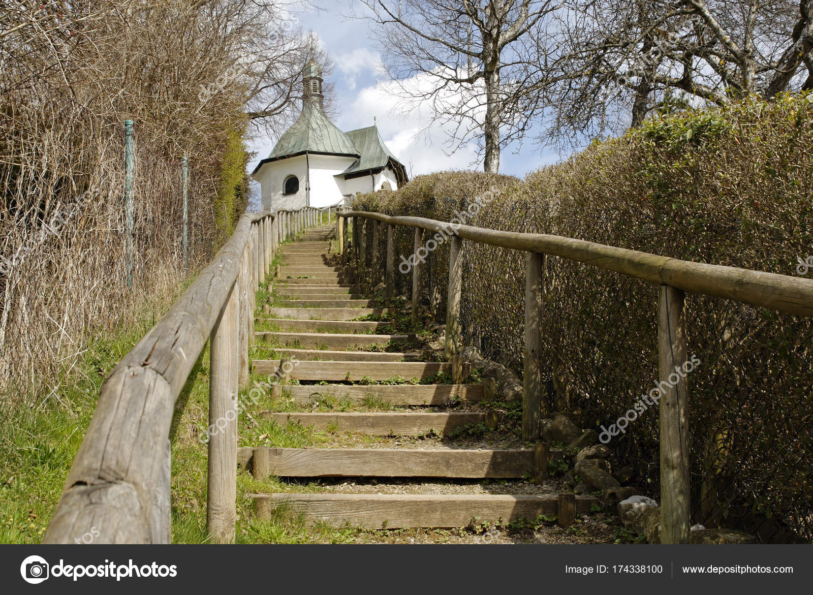 Capilla Del Recuerdo Del Guerrero Bayersoien Alta Baviera Alemania