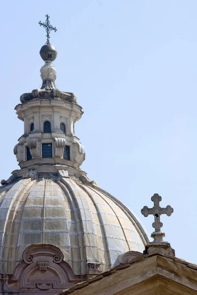 Cruces Las Cúpulas Iglesia Roma Italia Europa —  Fotos de Stock