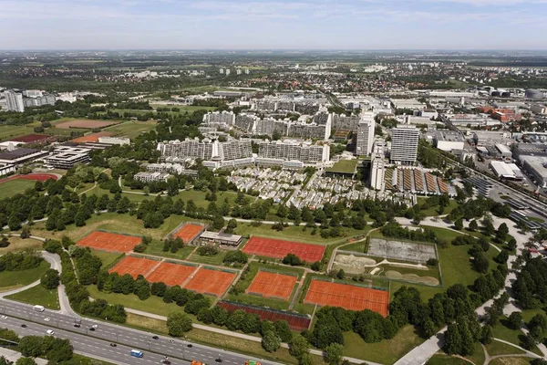 Olympiazentrum München Olympisch Dorp Tennisbanen Uitzicht Vanaf Olympische Toren Beieren — Stockfoto