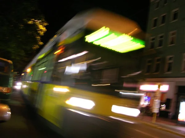 Straßenbahnfahren Der Nacht Berlin Deutschland Europa — Stockfoto