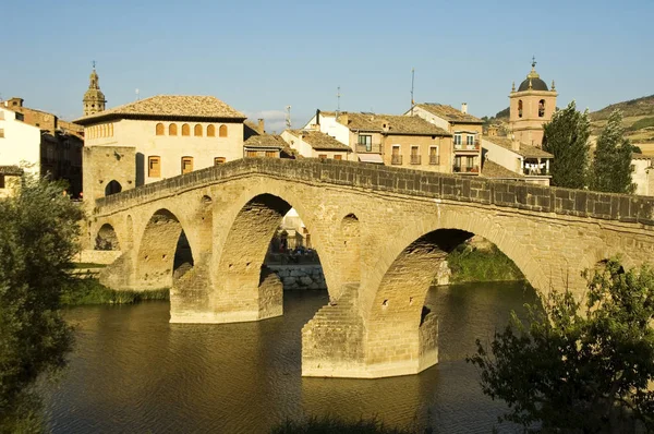 Ponte Medieval Puenta Reina Navarra Espanha Europa — Fotografia de Stock
