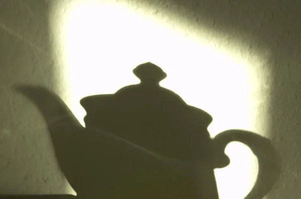 Ranní Slunce Kresba Shaddow Coffepot Zeď — Stock fotografie