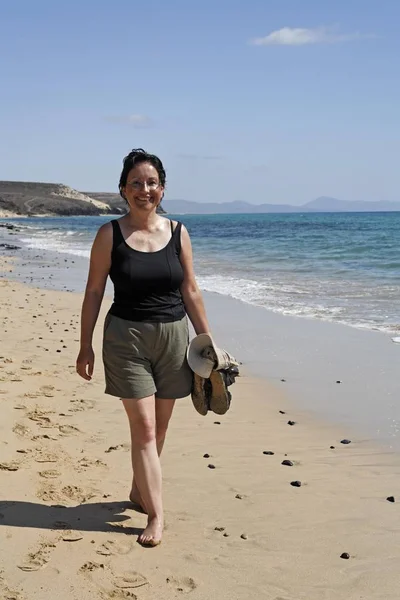 Bare Foot Woman Playa Sotavento Jandia Fuerteventura Canary Islands — 图库照片