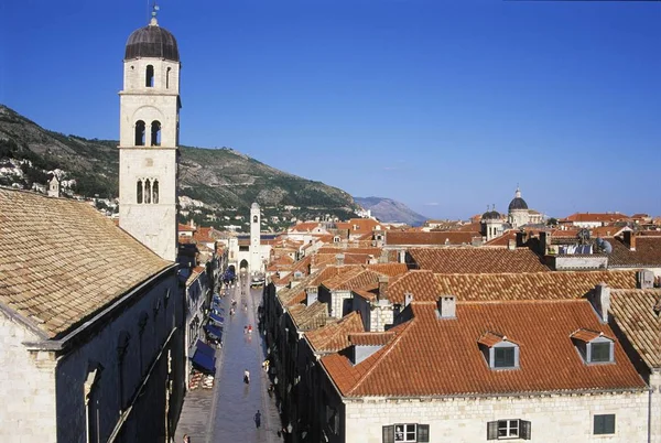 Dubrovnik Dalmacia Del Sur Croacia Calle Principal Placa Con Torre — Foto de Stock