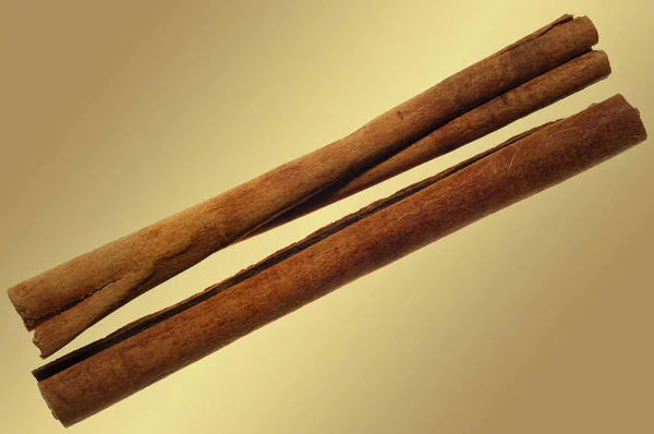 Bâtonnets de cannelle brun — Photo
