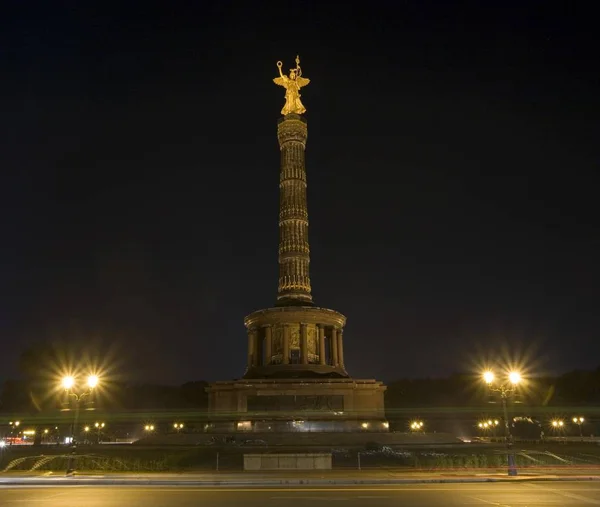 Stor Stjärna Groer Stern Segerkolonn Natten Berlin Tiergarten Tyskland Europa — Stockfoto