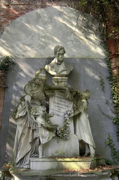 Tumba Cementerio Sur Munich Baviera Alemania —  Fotos de Stock