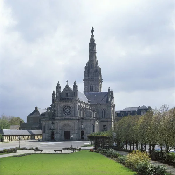 Anne Auray Departement Morbihan France Pilgerkirche Anna Gebaut 1866 1872 — Stockfoto