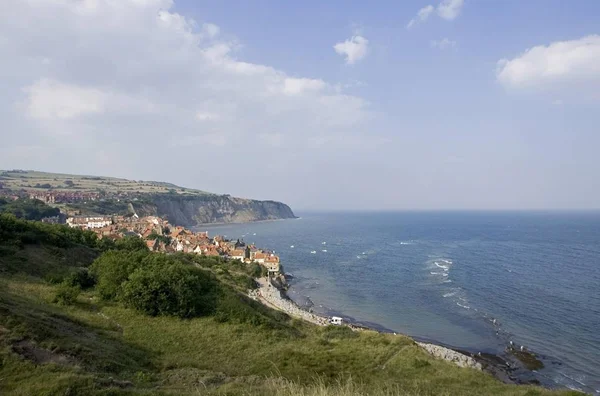 Baie Avec Petit Village Paysage Mer Bleue — Photo