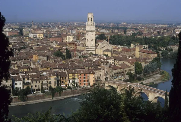 Ponte Pietra Cathedral Adige River Verona Veneto Italien — Stockfoto