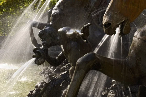 Fonte Palácio Linderhof Baviera Alemanha — Fotografia de Stock