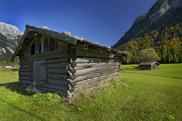 Cabañas Valle Leutasch Cerca Seefeld Tirol Austria — Foto de Stock