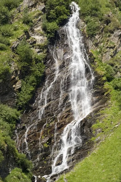 Водопад Агнесфолл Лсенсталь Штубайер Альпен Тироль Австрия — стоковое фото