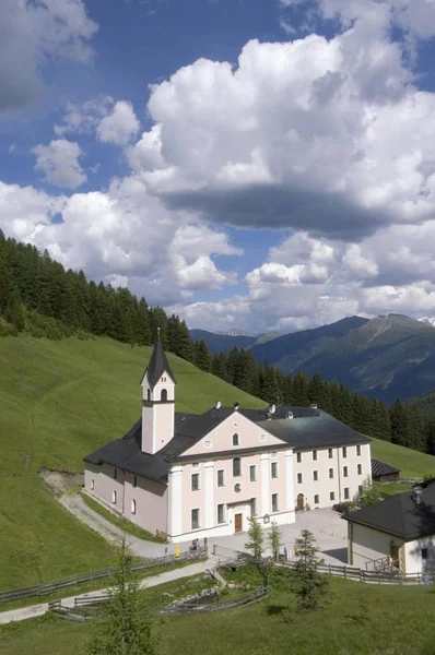 Maria Waldrast Hac Kilisesi Manastırı Matrei Eşik Vadisi Nde Tirol — Stok fotoğraf