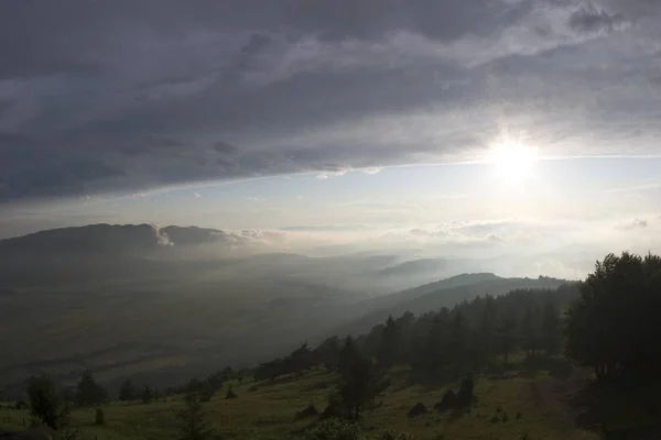 Tramonto Crepuscolo Serale Sulla Montagna Slivnica Slovenia — Foto Stock