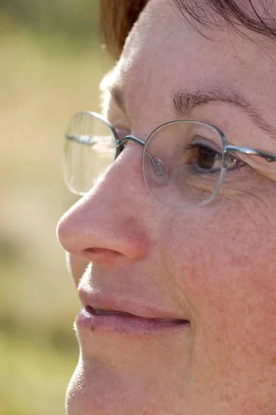 Portrait Woman Wearing Glasses — Stock Photo, Image