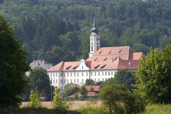Blick Auf Kloster Schftlarn Oberbayern — Stockfoto