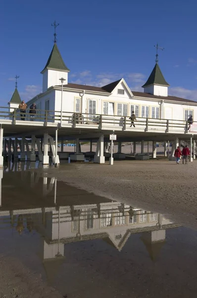 Wyspa Uznam Meklemburgia Pomorze Przednie Niemcy Ahlbeck Pier Turystyka — Zdjęcie stockowe