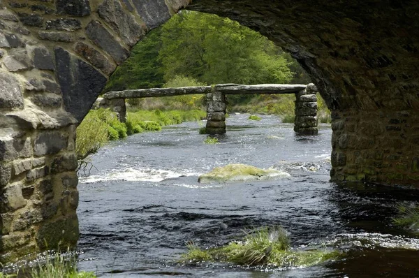 Clapper Köprüsü Postbridge Dartmoor Milli Parkı Devon Ngiltere — Stok fotoğraf