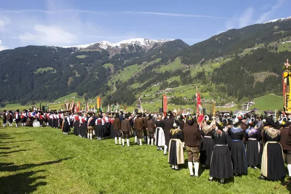 ツェル ジラーのゴーダー祭 Zillertal Tyrol Austria — ストック写真