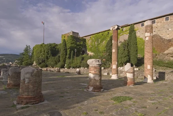 Trieste Friuli Venezia Giulia Friaul Julian Venedik Talya Kalıntıları Roma — Stok fotoğraf