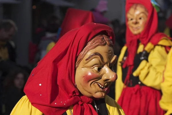 Desfile Carnaval Gente Con Máscaras —  Fotos de Stock