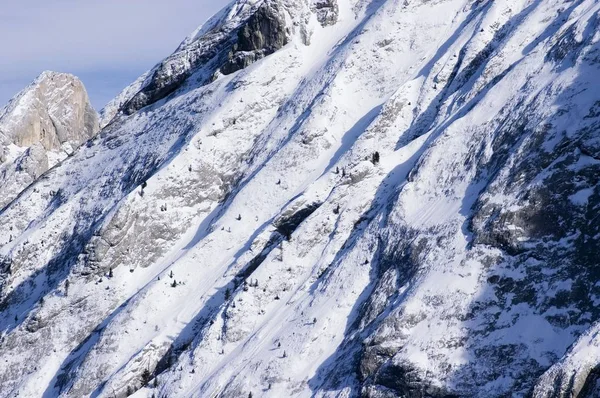 Canazei Trentino Italien Valle Fassa Skidåkning Regionen Ciampac Snöiga Klippor — Stockfoto