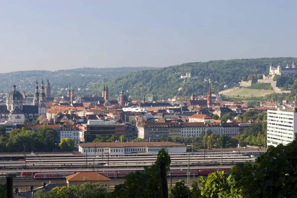 Wuerzburg Wrzburg Stift Haug Neubaukirche Katedrali Marienkapelle Kppele Kalesi Marienberg — Stok fotoğraf