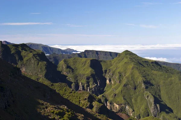 Bergen Pico Ruivo Nära Santana Madeira — Stockfoto