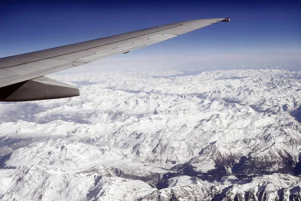 Vista Avião Alpes Nevados — Fotografia de Stock
