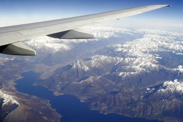 Voo Sobre Lago Garda Alpes Itália Europa — Fotografia de Stock